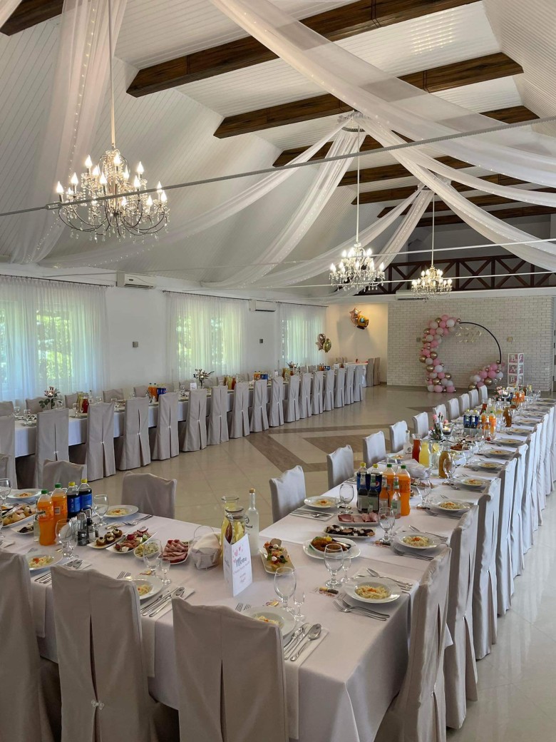 Chrzciny, komunie, przyjęcia, spotkania biznesowe - Dom Weselny Jaśko - Mircze