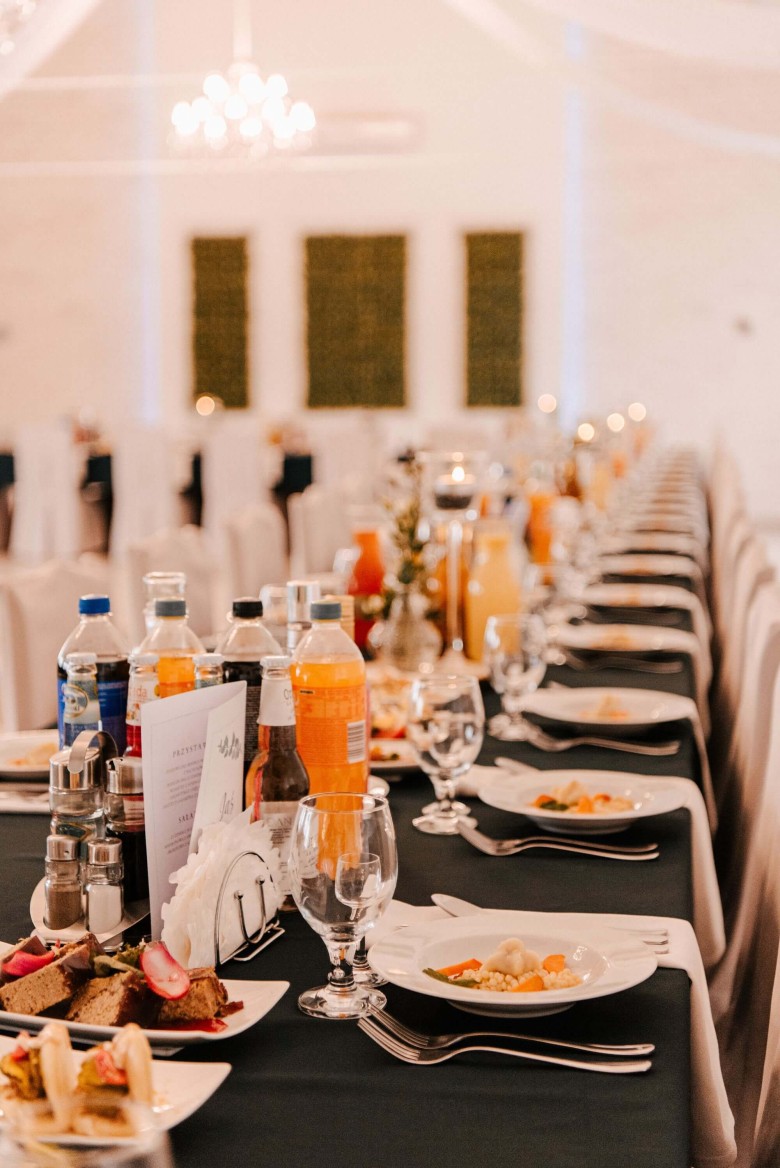 Chrzciny, komunie, przyjęcia, spotkania biznesowe - Dom Weselny Jaśko - Mircze